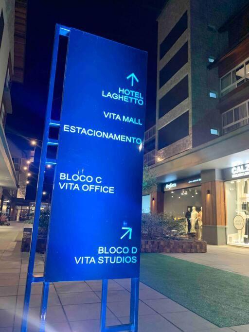 Gramado Centro Ao Lado Das Compras E Rua Coberta Vita Buitenkant foto